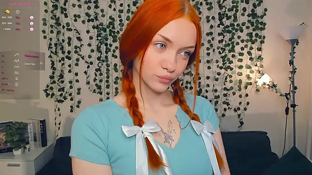 Snapshot of Foxy_blush chatting on 21, 10, 2025 Foxy blush online show from 21, 10, 2025