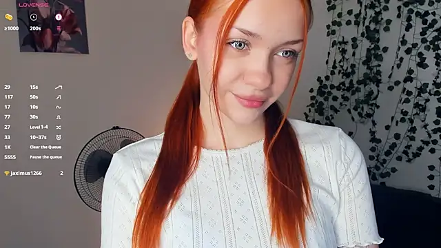 Snapshot of Foxy_blush chatting on 23, 11, 2025 Foxy blush online show from 23, 11, 2025