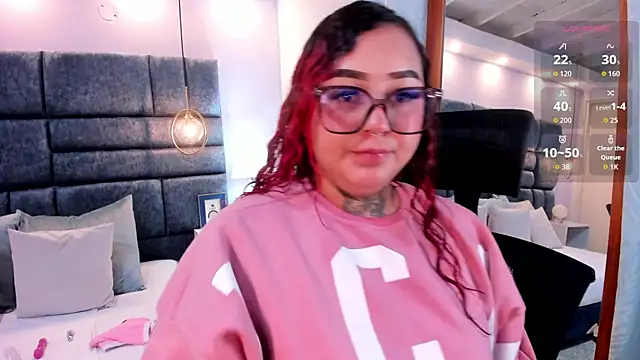 Snapshot of atennea_diiossa chatting on 27, 10, 2025 atennea diiossa online show from 27, 10, 2025