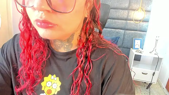 Snapshot of atennea_diiossa chatting on 5, 11, 2025 atennea diiossa online show from 5, 11, 2025