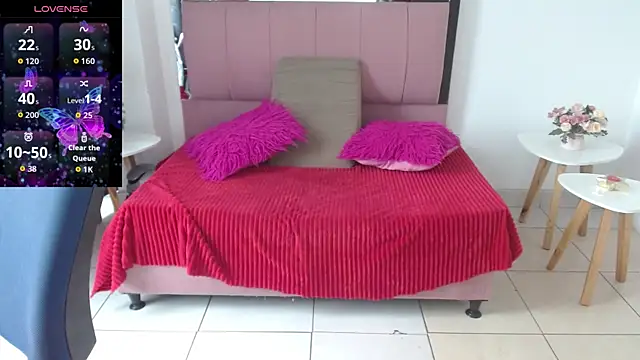 Snapshot of Rouse_f_w chatting on 5, 3, 2026 Rouse f w online show from 5, 3, 2026