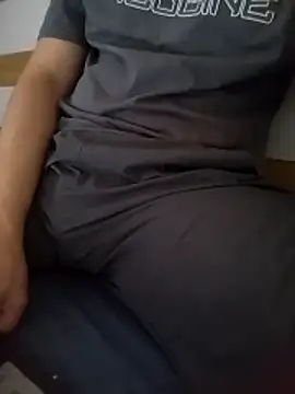 Snapshot of gande_003 chatting on 12, 11, 2025 gande 003 online show from 12, 11, 2025