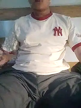 Snapshot of gande_003 chatting on 25, 11, 2025 gande 003 online show from 25, 11, 2025