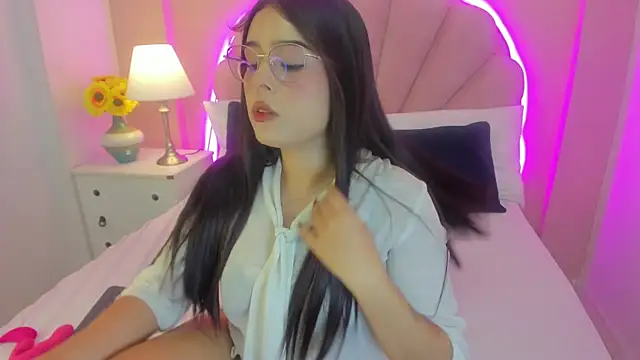 Alisson pettite online show from 11, 10, 2025