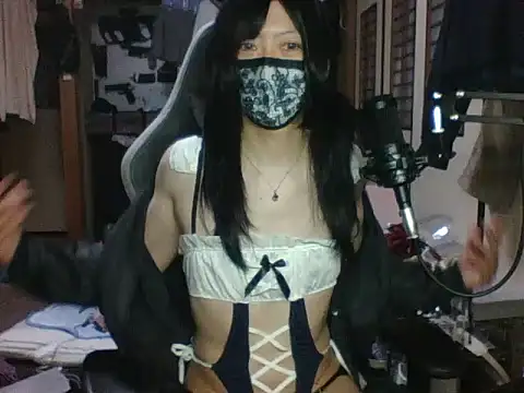 Snapshot of harinyanxxx chatting on 19, 10, 2025 harinyanxxx online show from 19, 10, 2025