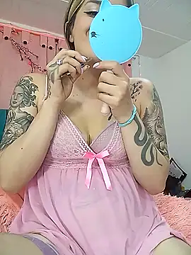 Snapshot of rose_victory chatting on 13, 11, 2025 rose victory online show from 13, 11, 2025