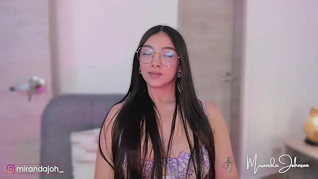 Snapshot of MirandaJohnson_ chatting on 23, 10, 2025 MirandaJohnson online show from 23, 10, 2025