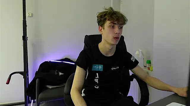 Nathan Rusu online show from 22, 11, 2025