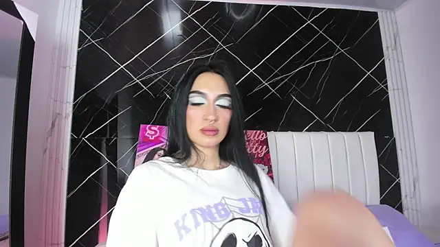 Snapshot of Candy_leilaa3 chatting on 6, 3, 2026 Candy leilaa3 online show from 6, 3, 2026