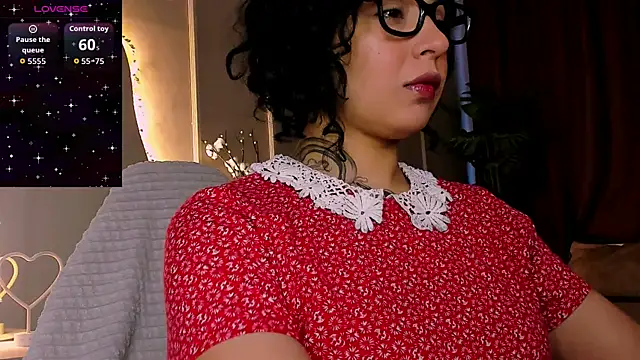 Snapshot of Aisha_Goldstein chatting on 11, 2, 2026 Aisha Goldstein online show from 11, 2, 2026