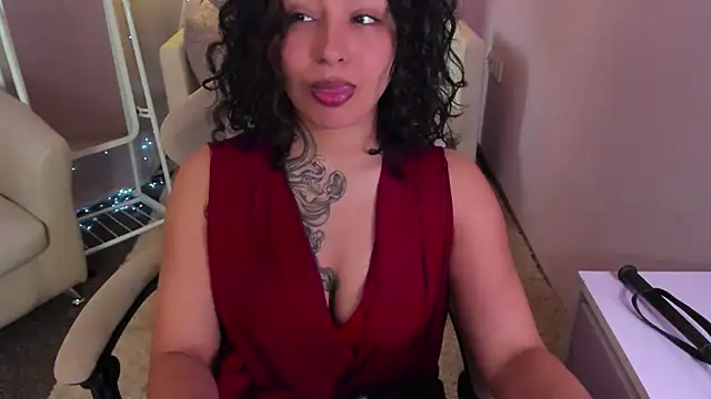 Snapshot of Aisha_Goldstein chatting on 10, 3, 2026 Aisha Goldstein online show from 10, 3, 2026