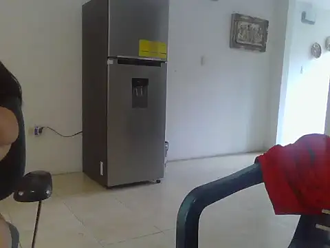 Snapshot of Samiraxxx24 chatting on 28, 10, 2025 Samiraxxx24 online show from 28, 10, 2025