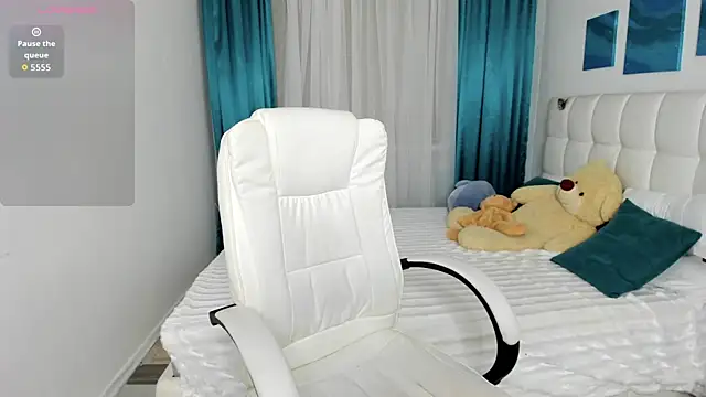 Angelie  Eyes online show from 26, 11, 2025