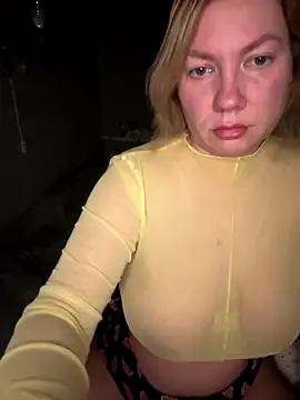 Barby Kiss online show from 13, 11, 2025