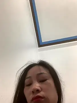 Linh sexyy online show from 27, 10, 2025