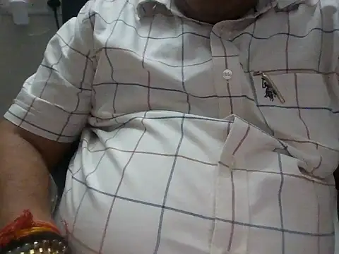 Snapshot of sassycouple3x chatting on 5, 11, 2025 sassycouple3x online show from 5, 11, 2025