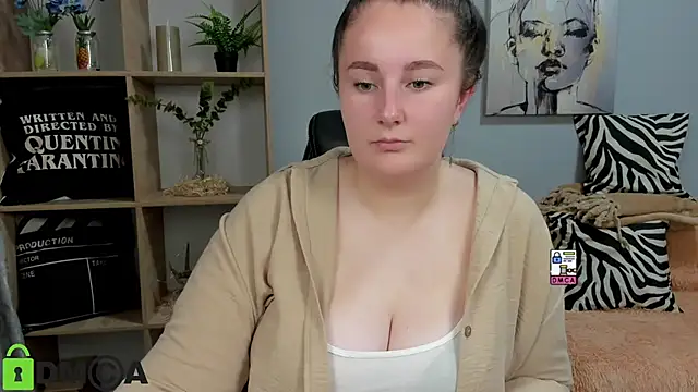 Snapshot of Undinna chatting on 16, 10, 2025 Undinna online show from 16, 10, 2025