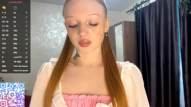 Snapshot of Iamlylu chatting on 15, 11, 2025 Iamlylu online show from 15, 11, 2025