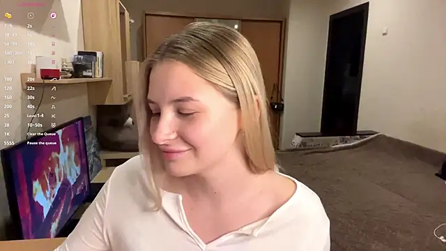 Snapshot of VictoriaMystery chatting on 3, 11, 2025 VictoriaMystery online show from 3, 11, 2025