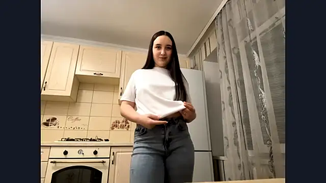 Snapshot of DaisyMolly chatting on 27, 11, 2025 DaisyMolly online show from 27, 11, 2025