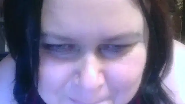 Snapshot of CharleeKendall chatting on 2, 11, 2025 CharleeKendall online show from 2, 11, 2025