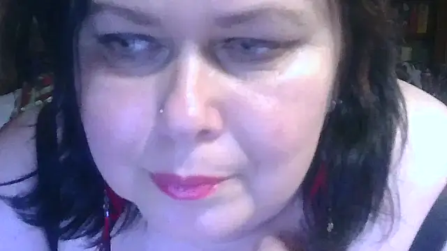 Snapshot of CharleeKendall chatting on 8, 11, 2025 CharleeKendall online show from 8, 11, 2025