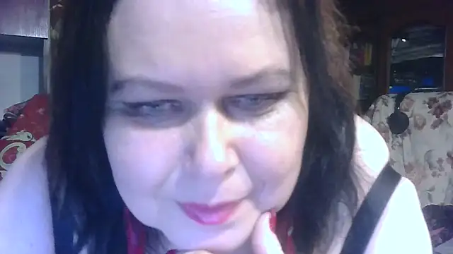 Snapshot of CharleeKendall chatting on 11, 11, 2025 CharleeKendall online show from 11, 11, 2025