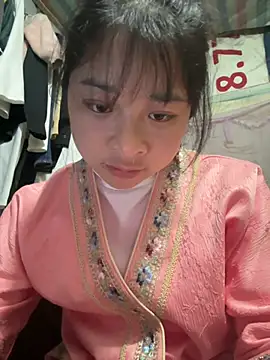 Linh-xxx online show from 5, 2, 2026