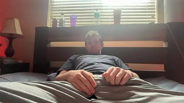 Snapshot of eddieeeeee1232 chatting on 25, 10, 2025 eddieeeeee1232 online show from 25, 10, 2025