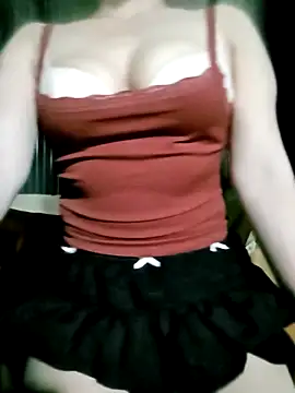 Snapshot of LalayCii chatting on 14, 10, 2025 LalayCii online show from 14, 10, 2025