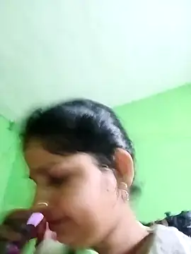 Karishma cute online show from 12, 1, 2026