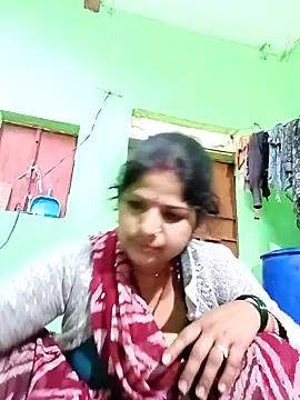 Karishma cute online show from 4, 2, 2026