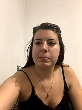 MiraCastellon online show from 11, 11, 2025