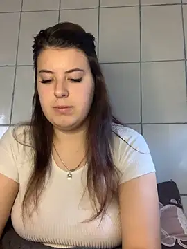 MiraCastellon online show from 26, 11, 2025