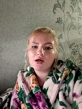 Snapshot of karkinn chatting on 18, 10, 2025 karkinn online show from 18, 10, 2025