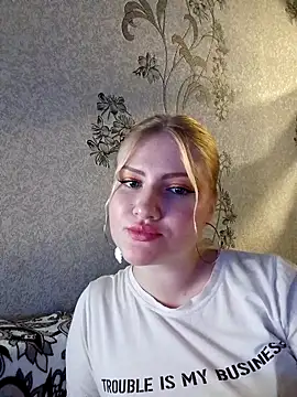 Snapshot of karkinn chatting on 1, 11, 2025 karkinn online show from 1, 11, 2025