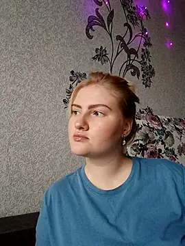 Snapshot of karkinn chatting on 5, 11, 2025 karkinn online show from 5, 11, 2025