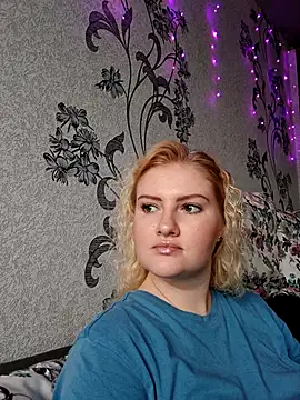 Snapshot of karkinn chatting on 6, 11, 2025 karkinn online show from 6, 11, 2025