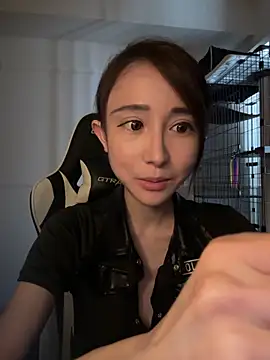 Snapshot of ericiii chatting on 7, 3, 2026 ericiii online show from 7, 3, 2026