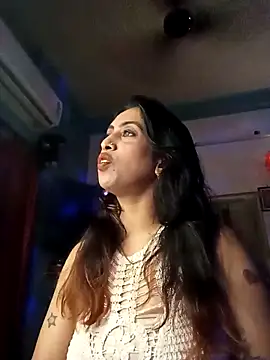 Snapshot of Darling_Annie chatting on 25, 11, 2025 Darling Annie online show from 25, 11, 2025