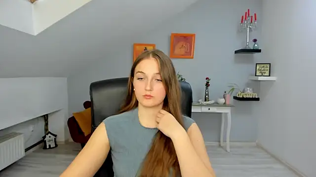 Snapshot of AnneWilsonn chatting on 4, 11, 2025 AnneWilsonn online show from 4, 11, 2025