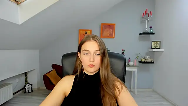 Snapshot of AnneWilsonn chatting on 7, 11, 2025 AnneWilsonn online show from 7, 11, 2025