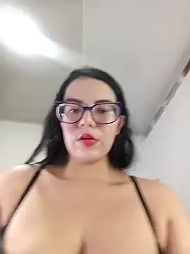 Snapshot of Damasexyviolet chatting on 16, 10, 2025 Damasexyviolet online show from 16, 10, 2025