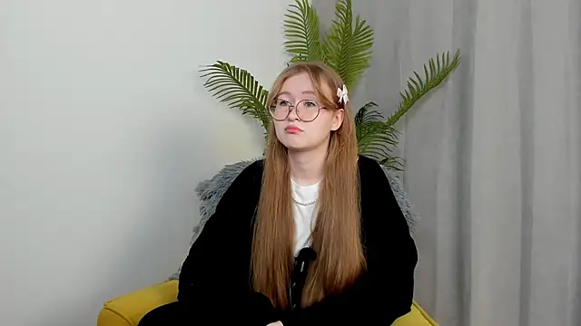 Snapshot of KelleMetos chatting on 21, 10, 2025 KelleMetos online show from 21, 10, 2025
