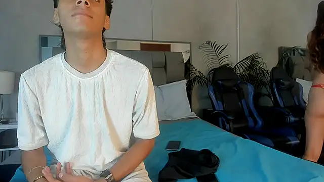 Kendra and liam online show from 1, 11, 2025