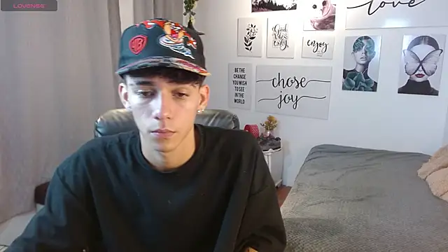 Snapshot of AmethystShadow17 chatting on 7, 11, 2025 AmethystShadow17 online show from 7, 11, 2025