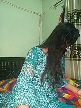 Snapshot of Night_Queen3 chatting on 4, 11, 2025 Night Queen3 online show from 4, 11, 2025