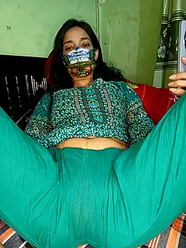 Snapshot of Night_Queen3 chatting on 11, 11, 2025 Night Queen3 online show from 11, 11, 2025