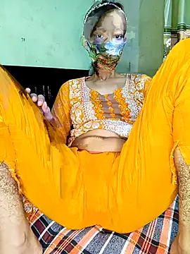 Snapshot of Night_Queen3 chatting on 12, 11, 2025 Night Queen3 online show from 12, 11, 2025