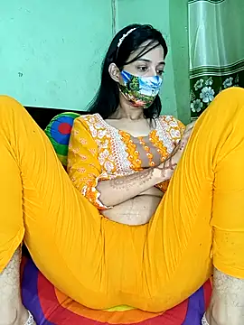 Snapshot of Night_Queen3 chatting on 18, 11, 2025 Night Queen3 online show from 18, 11, 2025